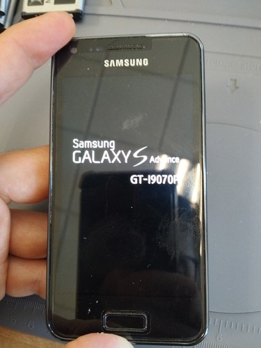 Samsung galaxy advance - samsung, s